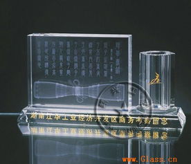 廣州水晶紀念品廠 專業(yè)定制辦公用品內(nèi)雕紀念品與化妝品水晶禮品